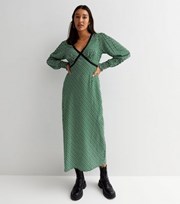 New Look Tall Green Geometric V Neck Long Sleeve Lace Trim Midi Dress